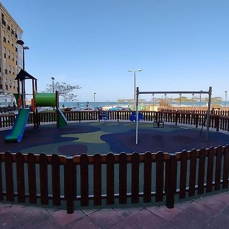 Apartamento En Foz. Primera Linea Playa Rapadoira エクステリア 写真