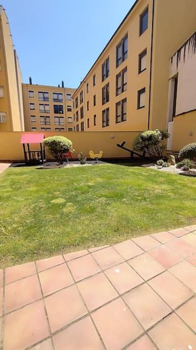 Apartamento En Foz. Primera Linea Playa Rapadoira エクステリア 写真