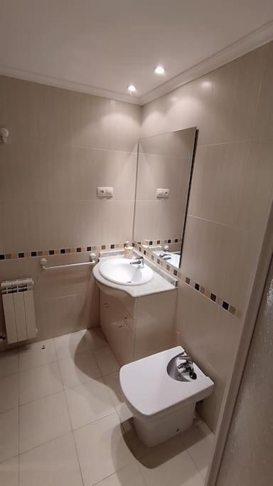 Apartamento En Foz. Primera Linea Playa Rapadoira エクステリア 写真